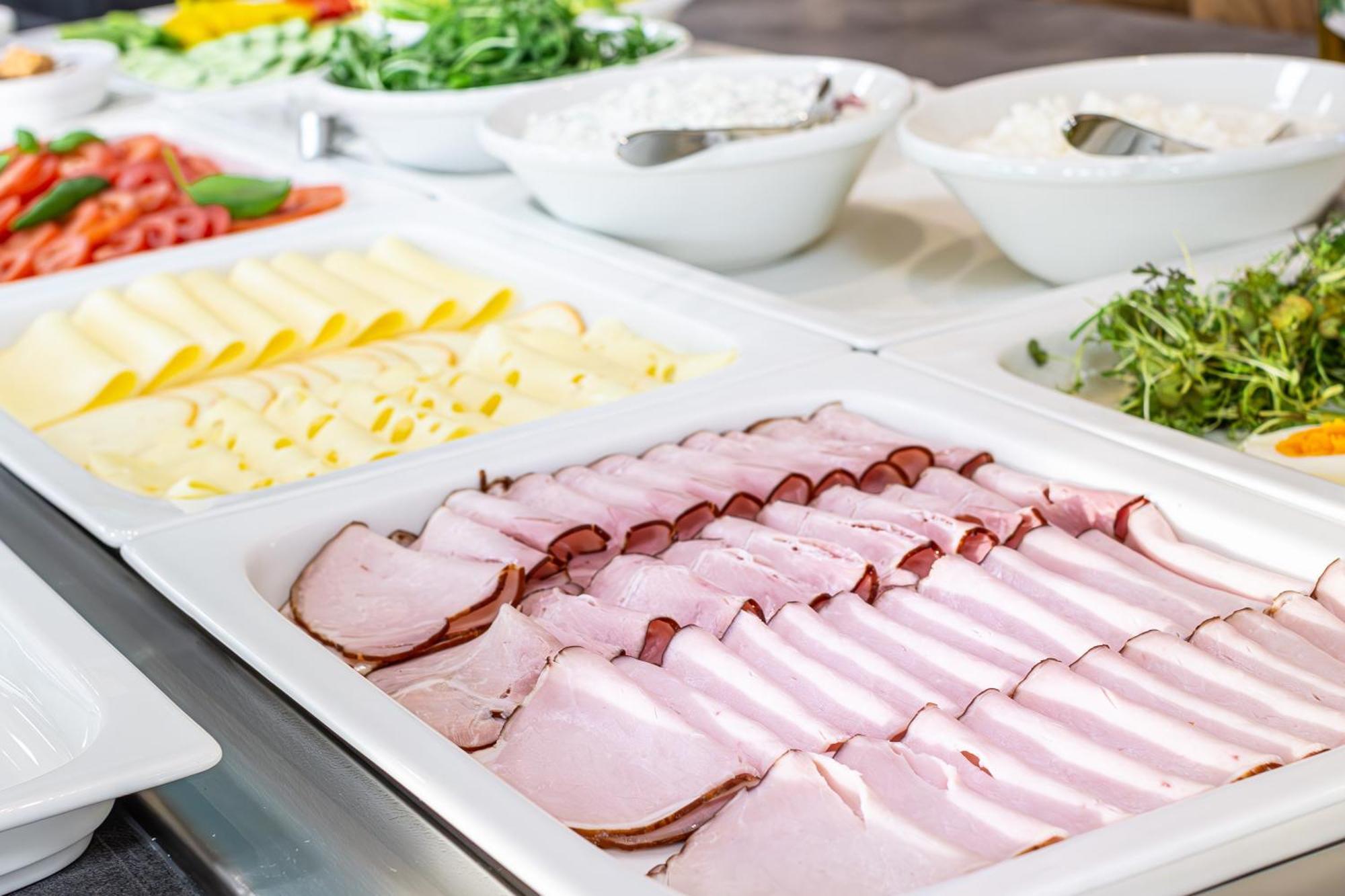 Novy Hotel Zielona Gora  Ngoại thất bức ảnh