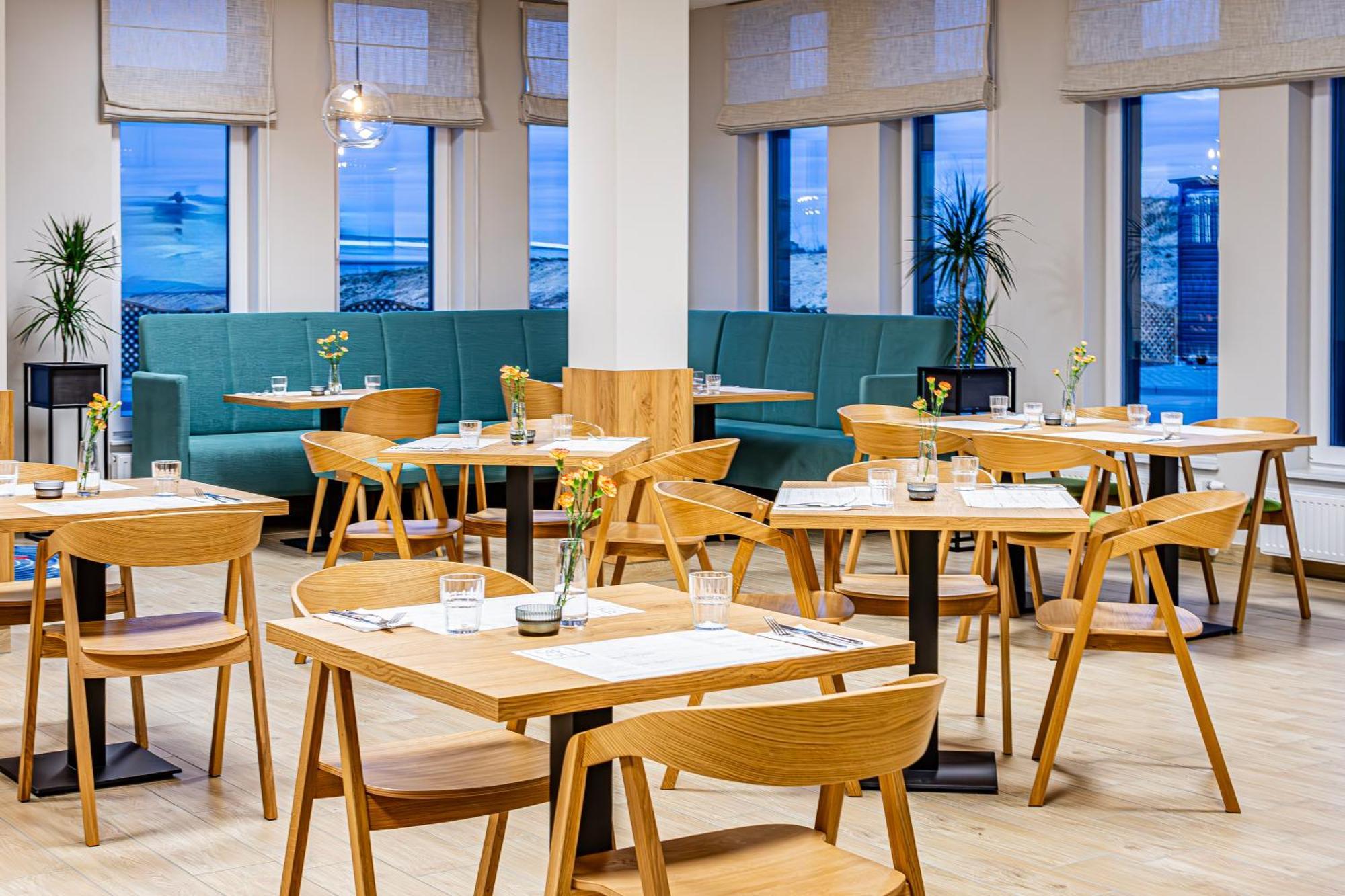 Novy Hotel Zielona Gora  Ngoại thất bức ảnh